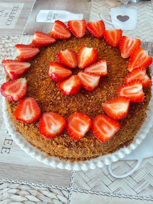 Медовый торт рецепты тәкъдим итәбез