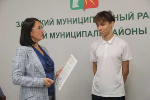 Зәйдә Бөтенроссия фән олимпиадасы призерларын һәм аларның педагогларын тәбрикләделәр
