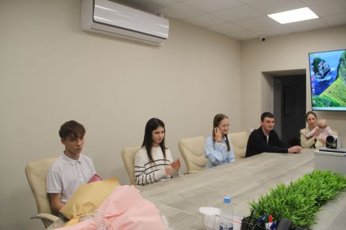 Зәйдә Бөтенроссия фән олимпиадасы призерларын һәм аларның педагогларын тәбрикләделәр