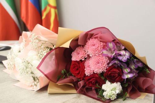 Зәйдә Бөтенроссия фән олимпиадасы призерларын һәм аларның педагогларын тәбрикләделәр