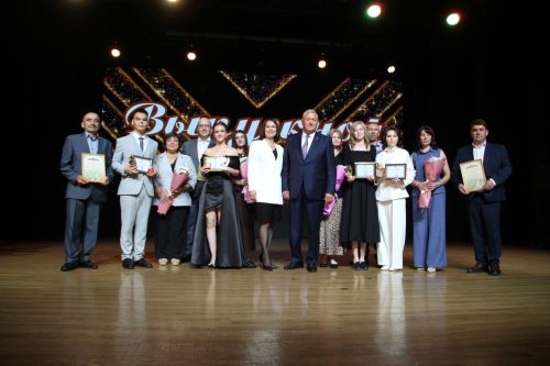 Зәйдә узган чыгарылыш кичәсе балыннан күркәм мизгелләр