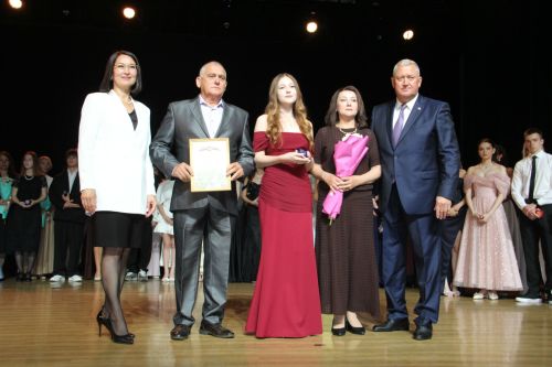 Зәйдә узган чыгарылыш кичәсе балыннан күркәм мизгелләр