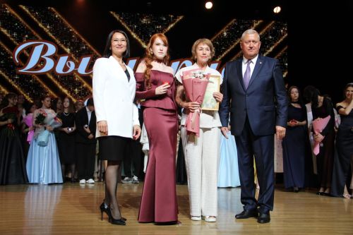 Зәйдә узган чыгарылыш кичәсе балыннан күркәм мизгелләр