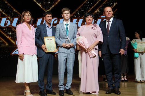 Зәйдә узган чыгарылыш кичәсе балыннан күркәм мизгелләр