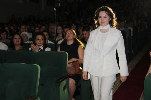 Зәйдә узган чыгарылыш кичәсе балыннан күркәм мизгелләр