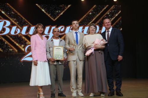 Зәйдә узган чыгарылыш кичәсе балыннан күркәм мизгелләр