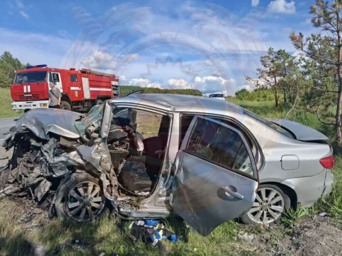 В Сармановском районе автомобиль выехал на встречку и совершил ДТП