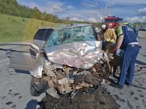 В Сармановском районе автомобиль выехал на встречку и совершил ДТП