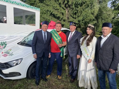 Зәйдә көрәш барган мәйданнан мизгелләр