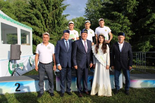 Зәйдә көрәш барган мәйданнан мизгелләр