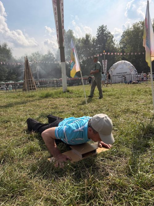 Спортивная неделя в Заинске: семейные старты, волейбол и Петров день