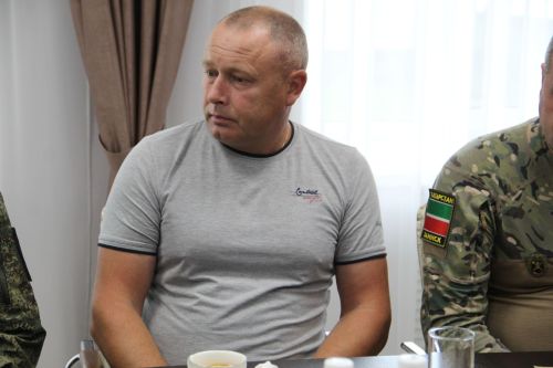 В Заинске глава района встретился с защитниками, вернувшимися домой