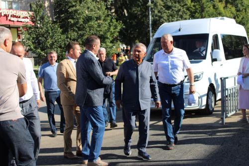 Татарстан Рәисе Зәйдә яңа көрәш сараенда булды