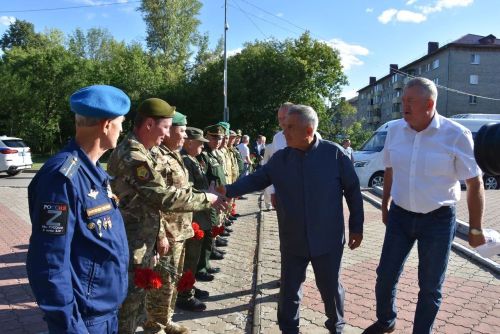Югары нәтиҗәләр һәм зур перспективалар: Рөстәм Миңнеханов Зәйдә булды