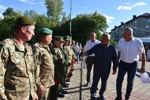 Югары нәтиҗәләр һәм зур перспективалар: Рөстәм Миңнеханов Зәйдә булды