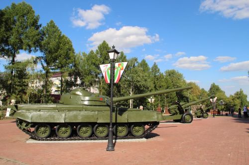 Югары нәтиҗәләр һәм зур перспективалар: Рөстәм Миңнеханов Зәйдә булды