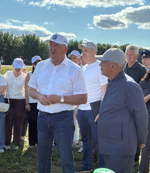 Югары нәтиҗәләр һәм зур перспективалар: Рөстәм Миңнеханов Зәйдә булды