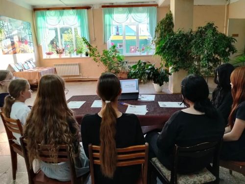 «Геройлар безнең арада»: Якты Күл мәдәният йортында патриотик сәгать узды