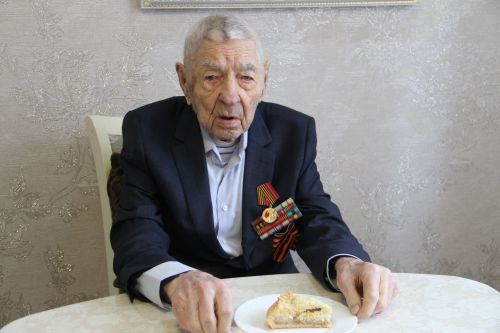 Ветеранның туган көне