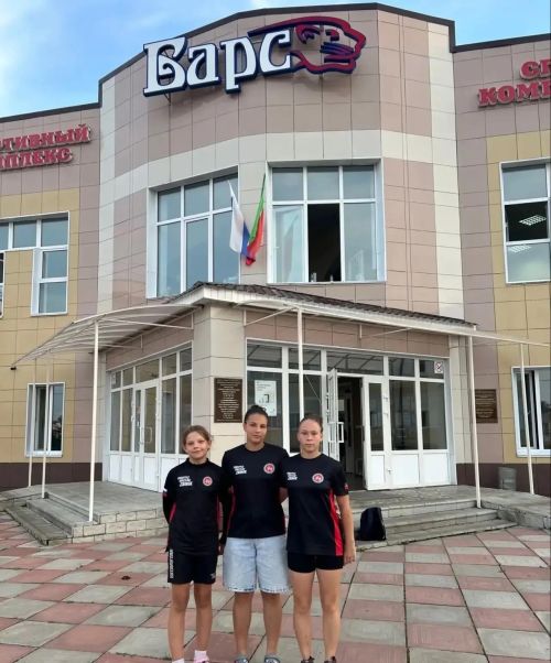 Воспитанницы школы «Зай» готовятся к соревнованиям на сборах в Тетюшах