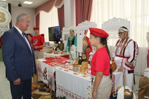 Педагогларның август  конференциясеннән фоторепортаж
