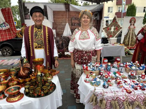 «Хезмәт һәм батырлык» фестивале: Зәйдә хезмәт кешеләрен хөрмәтләделәр