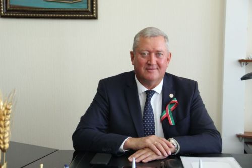 Район башлыгының Белем көне белән тәбрикләү хаты