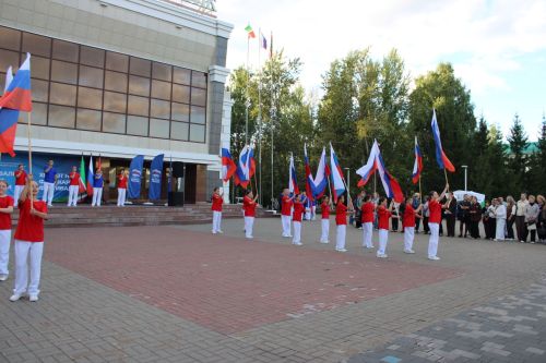 «Хезмәт һәм батырлык» фестивале: Зәйдә хезмәт кешеләрен хөрмәтләделәр