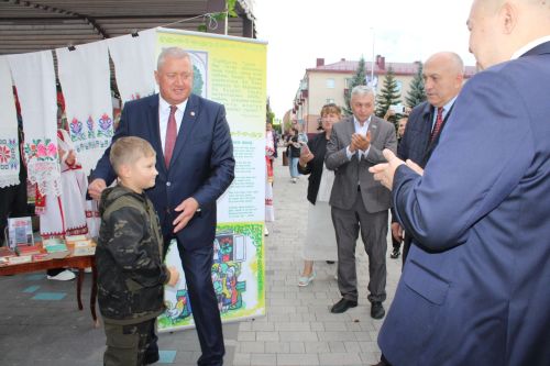 «Хезмәт һәм батырлык» фестивале: Зәйдә хезмәт кешеләрен хөрмәтләделәр