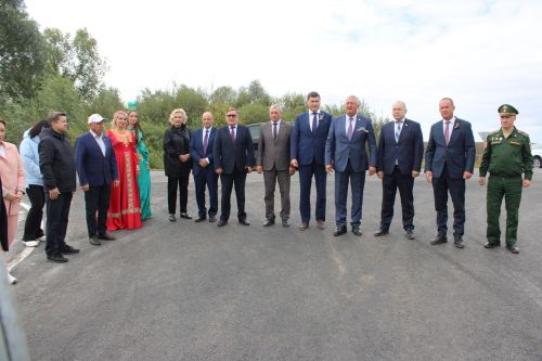 Кунаклар Югары Багражда Авыл бәйрәмендә булды