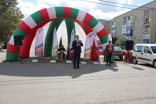Зәйлеләр Казан һәм Энергетиклар урамнарындагы  ишегалларының яңаруын  билгеләп үттеләр