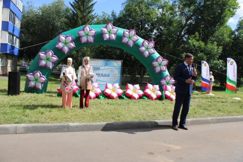 Зәйлеләр Казан һәм Энергетиклар урамнарындагы  ишегалларының яңаруын  билгеләп үттеләр