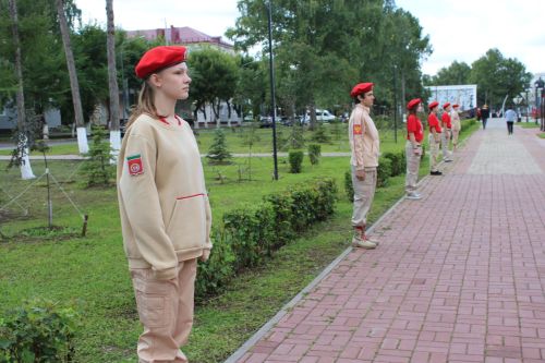 Зәйдә Республика көнендә яңа мемориал янында геройларны искә алдылар