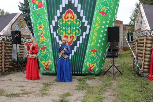 Кунаклар Югары Багражда Авыл бәйрәмендә булды