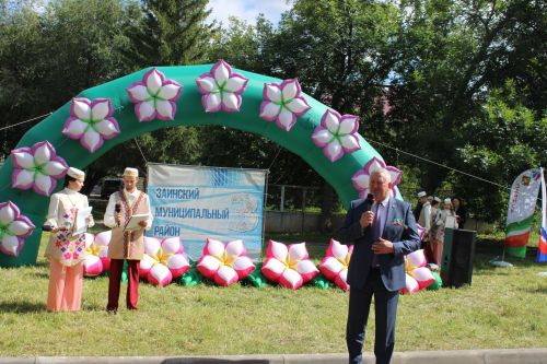 Зәйлеләр Казан һәм Энергетиклар урамнарындагы  ишегалларының яңаруын  билгеләп үттеләр