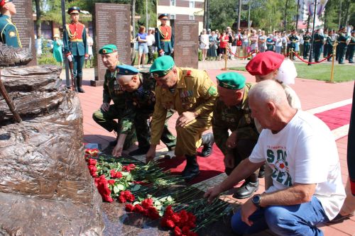 Зәйдә Ватанны саклаучылар истәлеген мәңгеләштерделәр: яңа мемориал ачылды