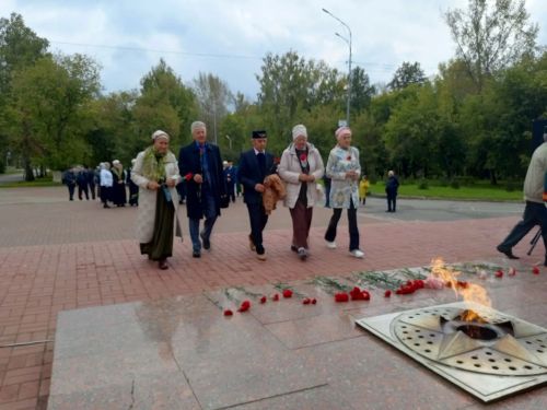 Ялчыгол укуларында катнашучылар Зәйнең истәлекле урыннарын карадылар