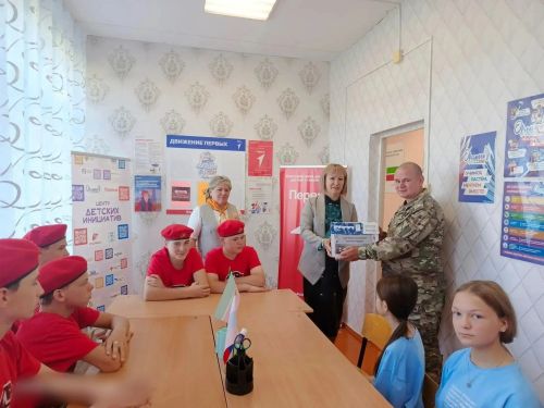 Участник СВО «НЕО» провел урок мужества в школе Заинского района