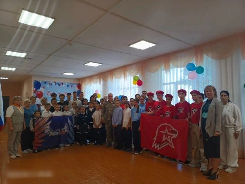 Участник СВО «НЕО» провел урок мужества в школе Заинского района