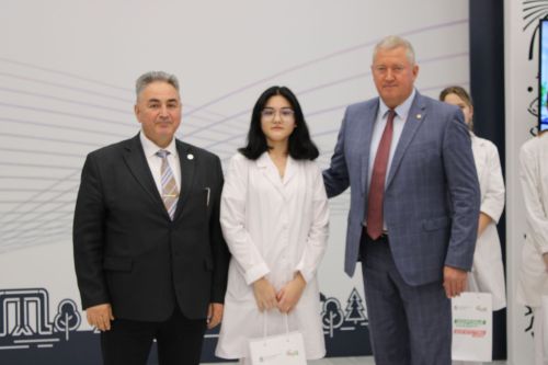 Зәйдә сәламәтлек саклау тармагына эшкә килгән яшь белгечләрне хөрмәтләделәр