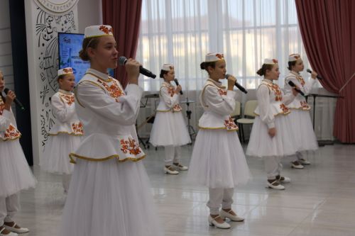 Зәйдә сәламәтлек саклау тармагына эшкә килгән яшь белгечләрне хөрмәтләделәр