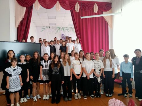 Иске Зәйдә Беслан корбаннарын искә алу сәгате узды