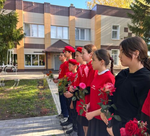 В школе №5 Заинска почтили память защитников Отечества