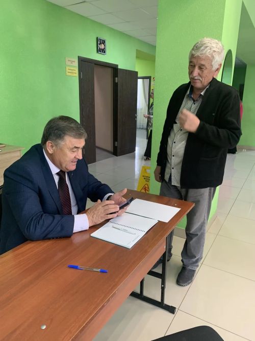 Мирныйда очрашу: үсеш, иминлек һәм төзекләндерү хакында сөйләшү