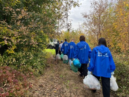Зәй активистлары шәһәр пляжында янә чисталык урнаштырдылар