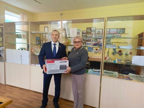Депутат Ринат Фазылов Зәйгә эш визиты белән килде
