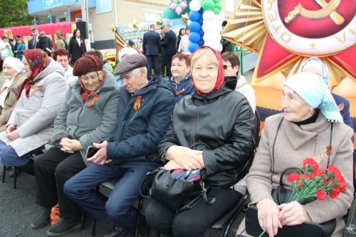 Фоторепортаж с митинга в честь юбилейного Дня Победы в Старом Заинске