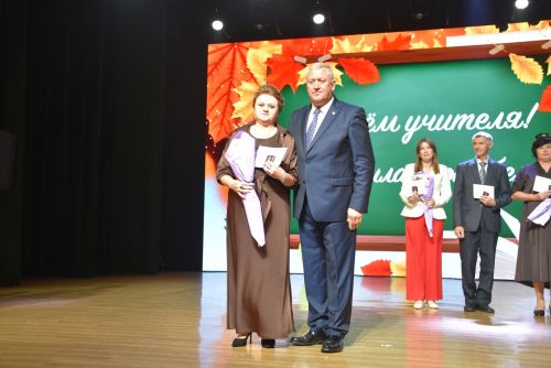 День учителя в Заинске