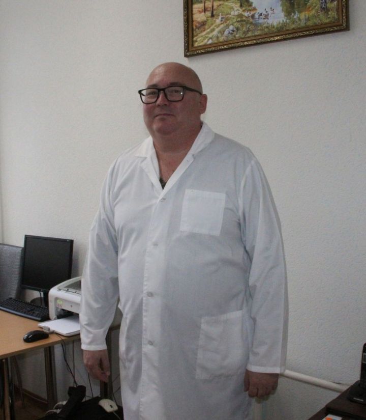 Илфат Салихов: «Тәмәке тартучы янында басып тору да зыянлы»