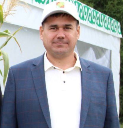 Зәй эшмәкәре өлкәннәр өчен газеталар яздырды